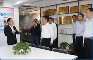 安康市委常委、統(tǒng)戰(zhàn)部部長寇全安一行來安康德隆公司調(diào)研指導(dǎo)